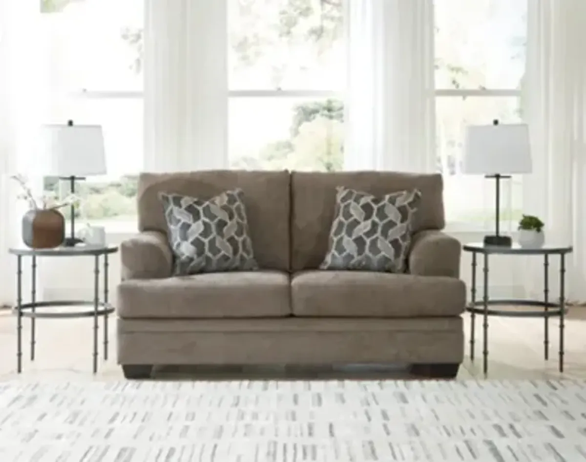 Stonemeade Loveseat