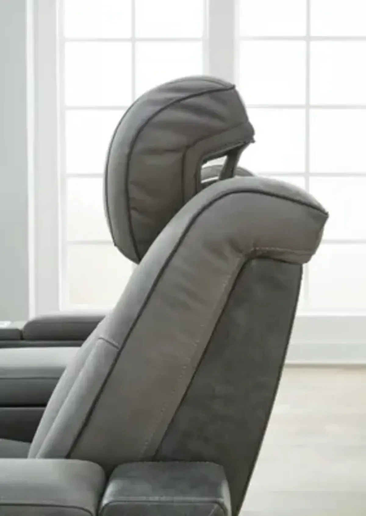 Next-Gen DuraPella Power Reclining Loveseat with Console