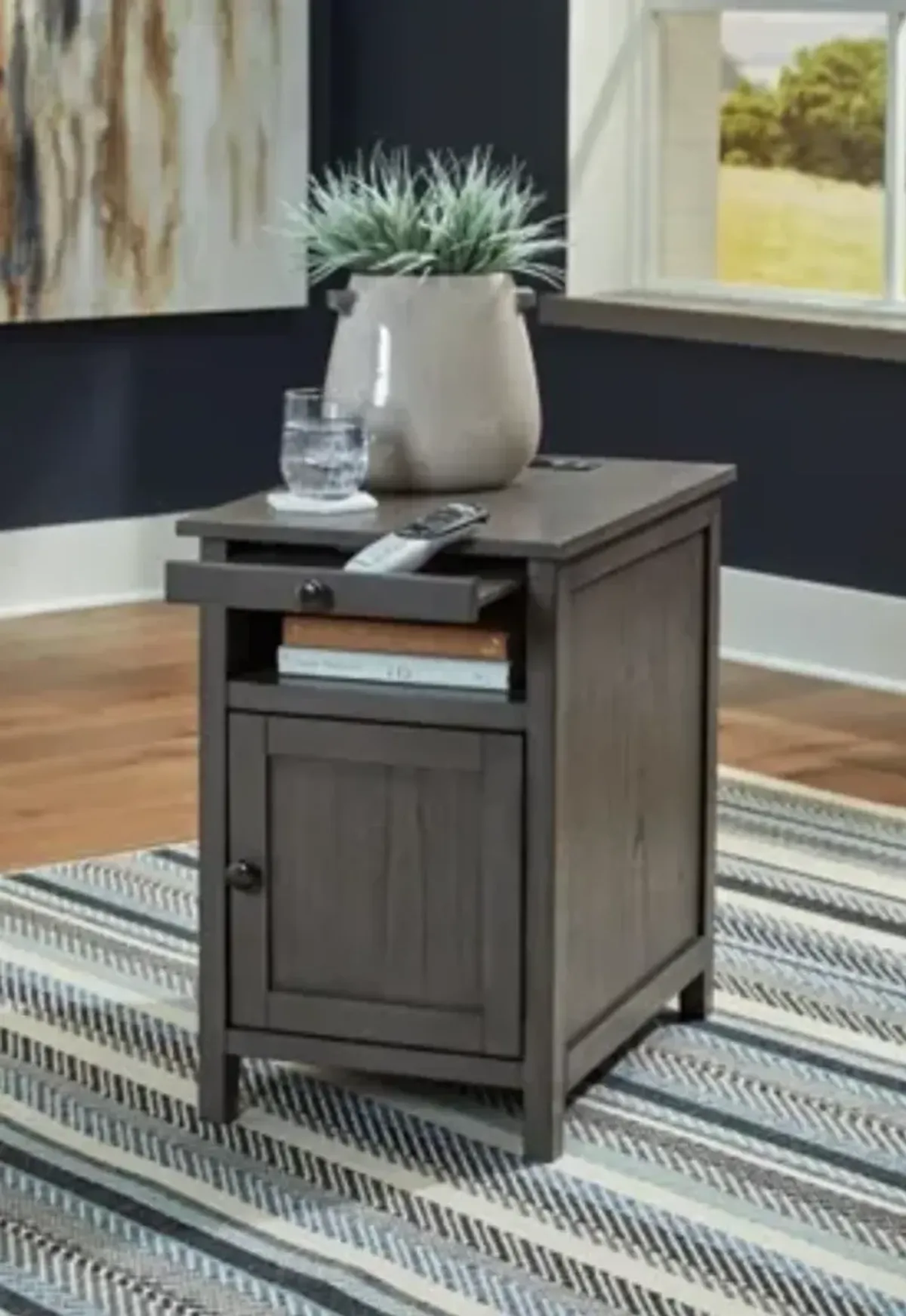 Treytown Chairside End Table