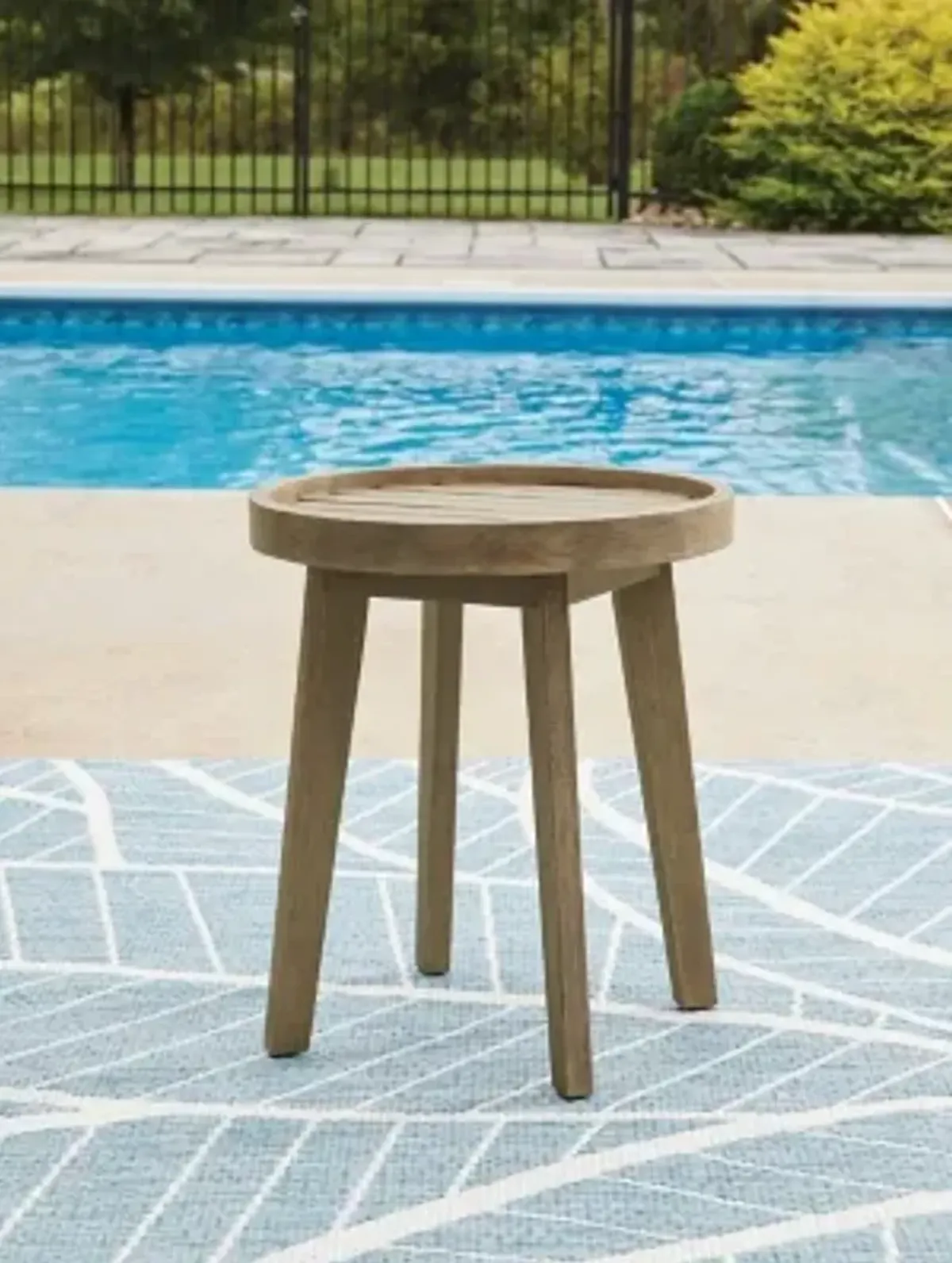 Marina Sun Outdoor End Table