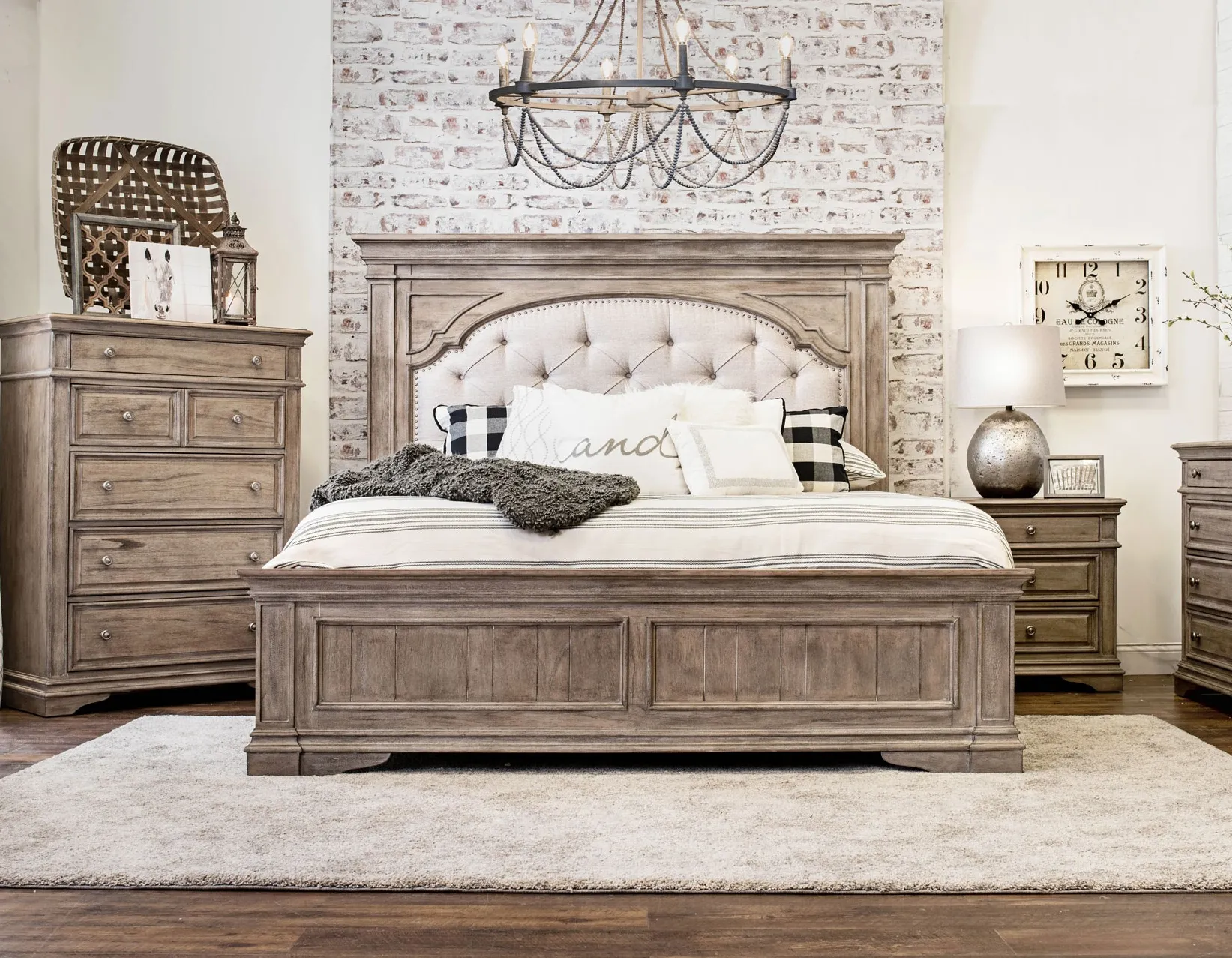 Crawford Street FORYSTH QUEEN BED