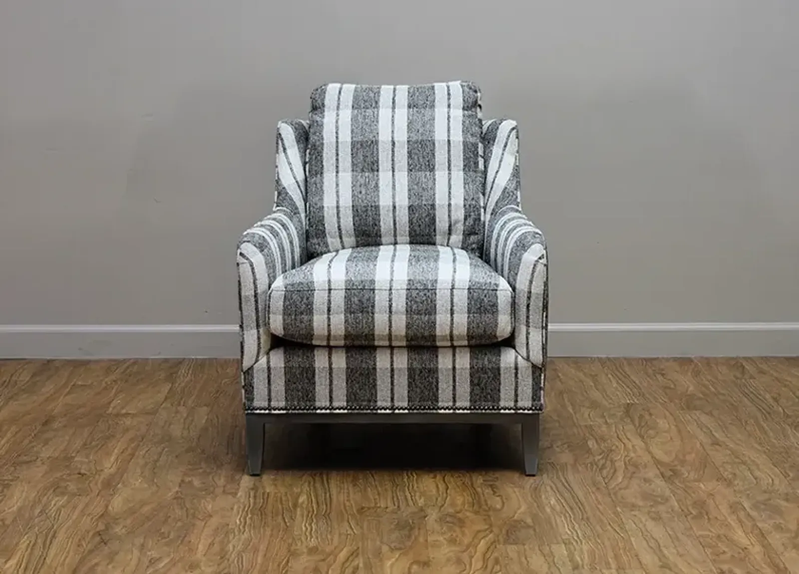 Vanguard FISHER CHAIR