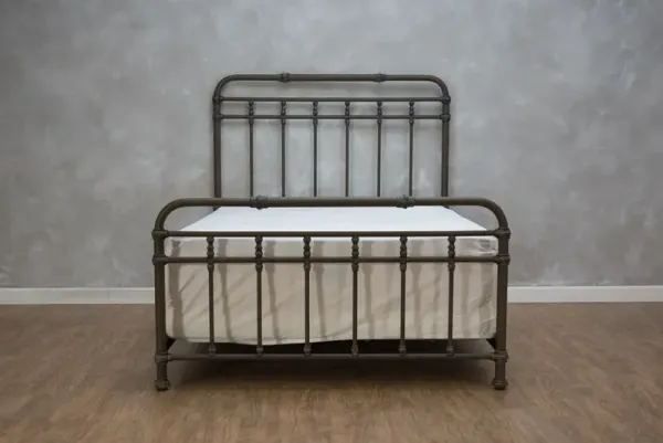 Wesley Allen LAREDO KING BED