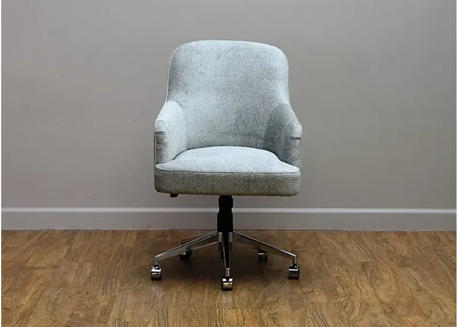 Vanguard TOMPKINS DESK CHAIR