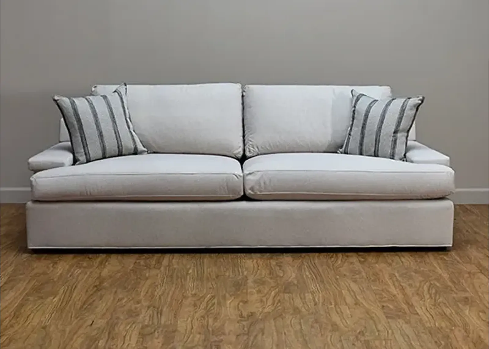 Vanguard CREW SOFA