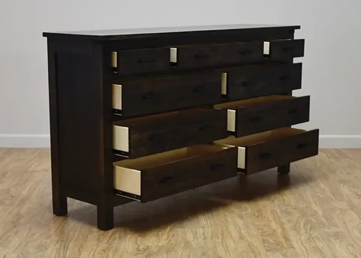 Daniel's Amish GREENFIELD NINE DRAWER DRESSER