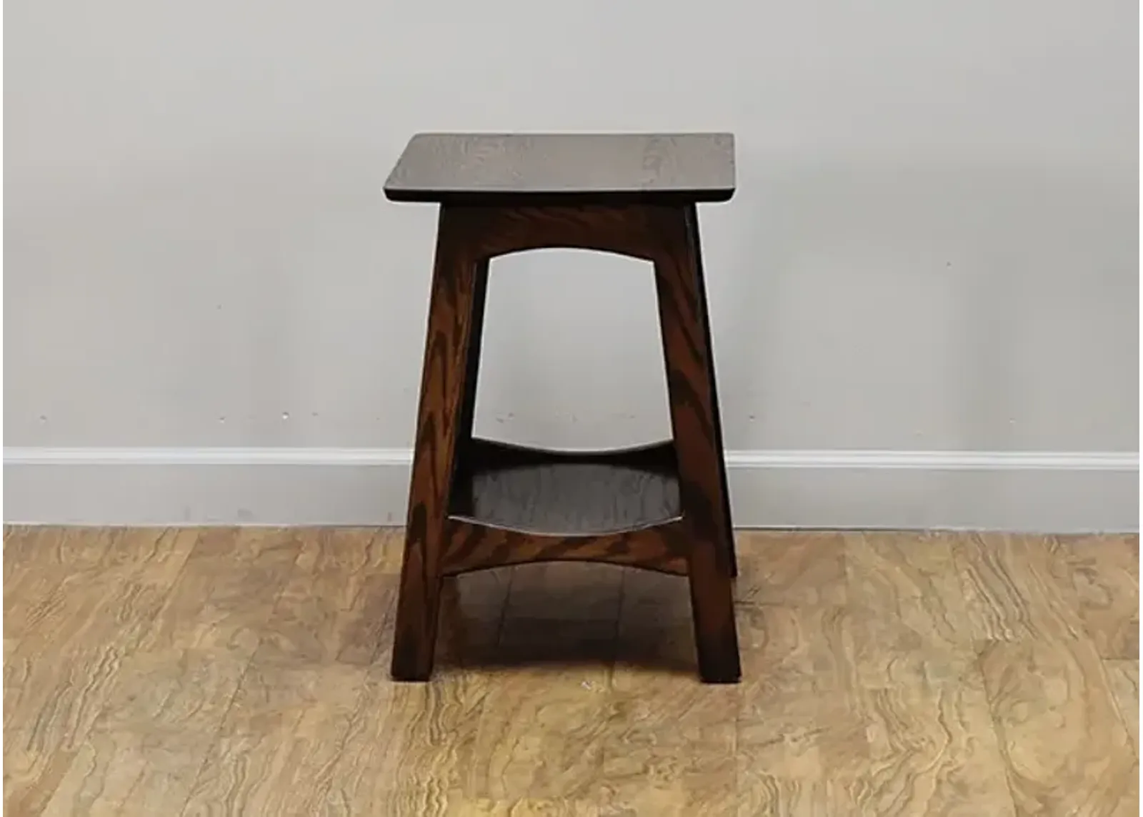 Hopewood  LAUREL 17" END TABLE