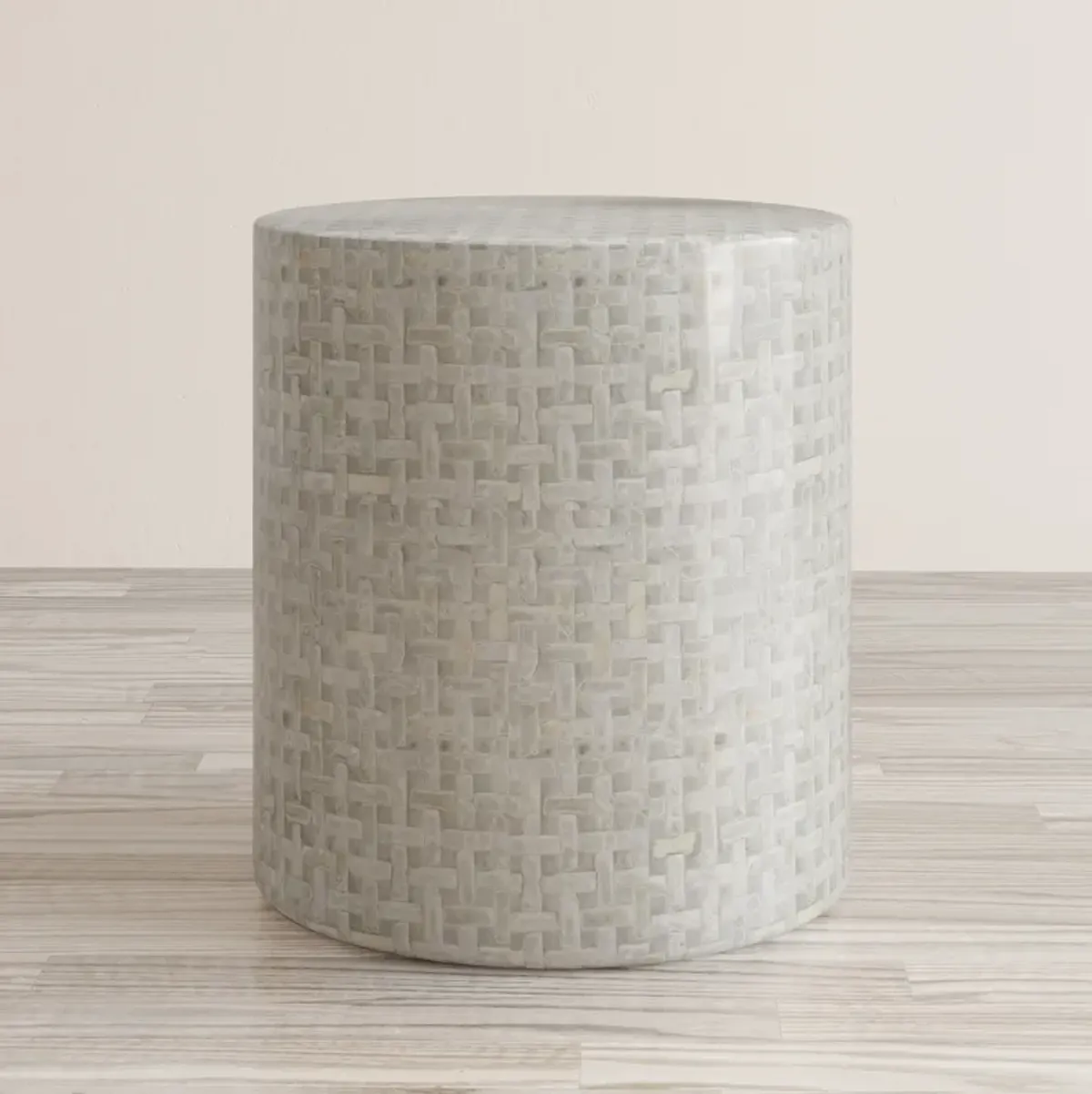 First Avenue GA ROUND ACCENT TABLE - GREY BASKET