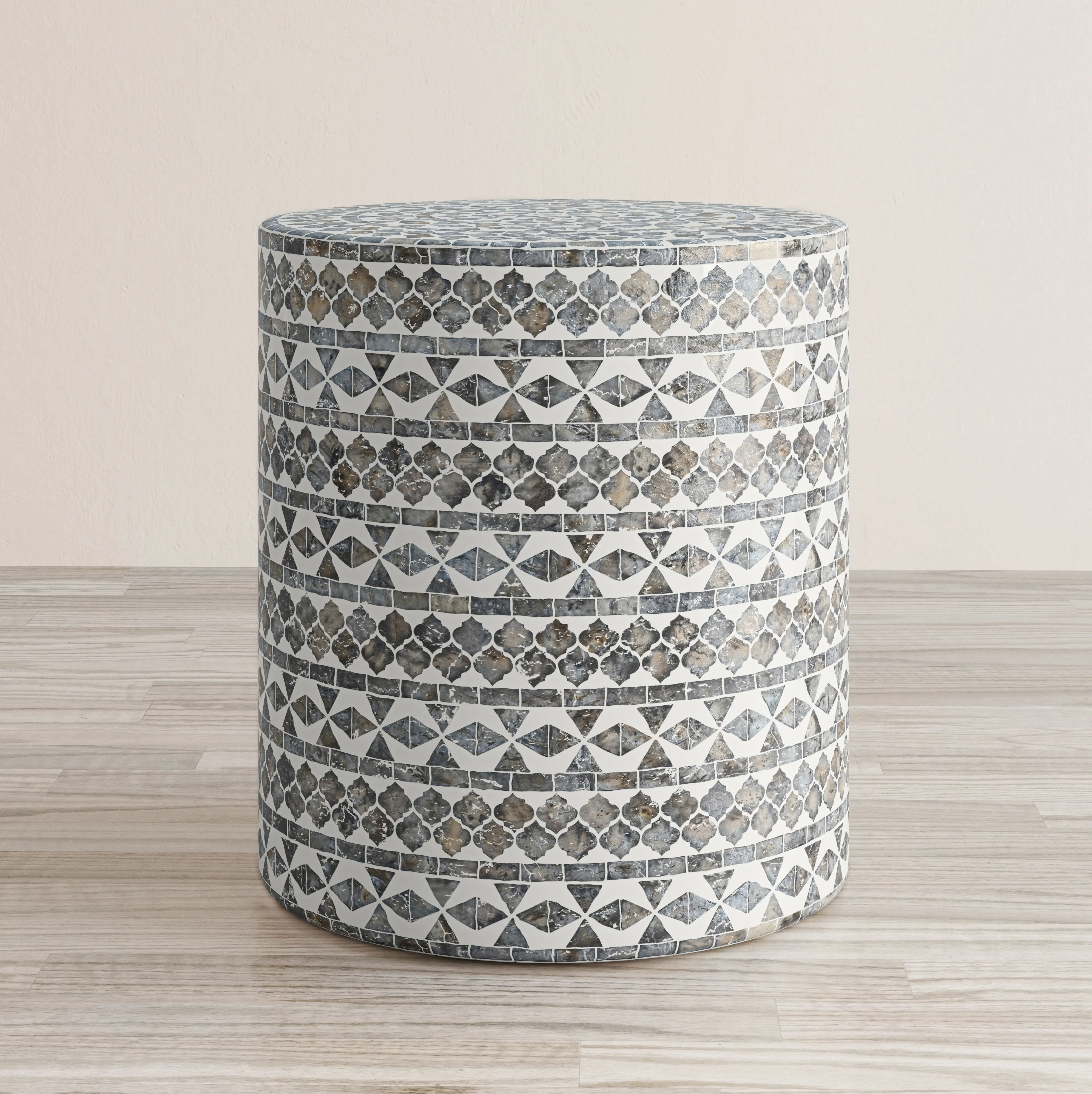 First Avenue GA ROUND ACCENT TABLE - GREY TRIBAL