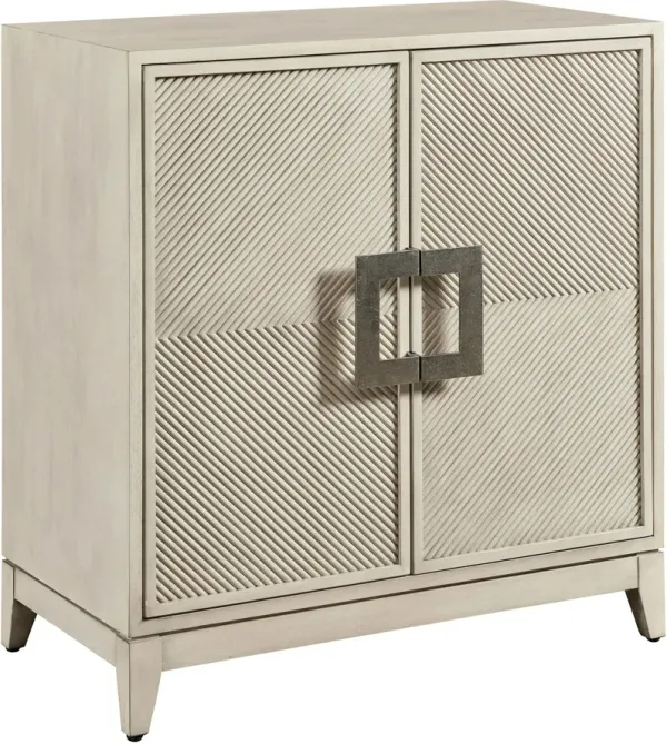 Hammary HT BEADED DOOR CHEST