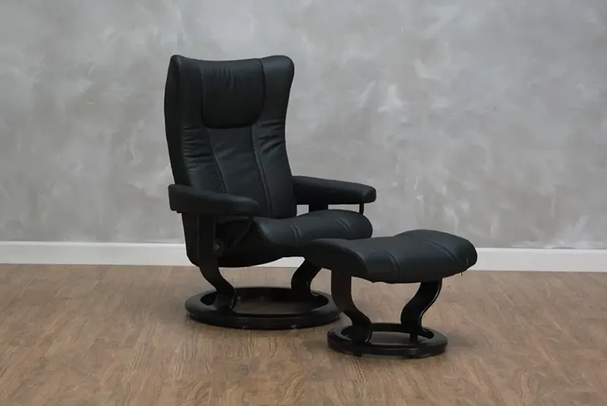 Stressless by Ekornes Stressless� Wing Medium Classic Base