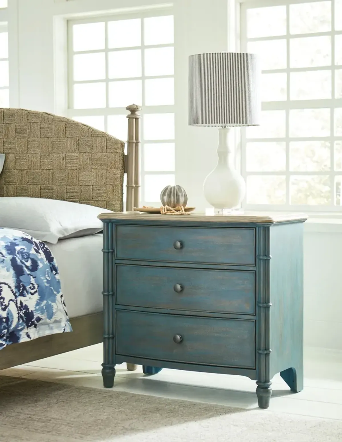 Hammary LITCHFIELD CHEST-BLUE