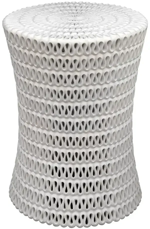 Pipa Ribboned White Resin End Table