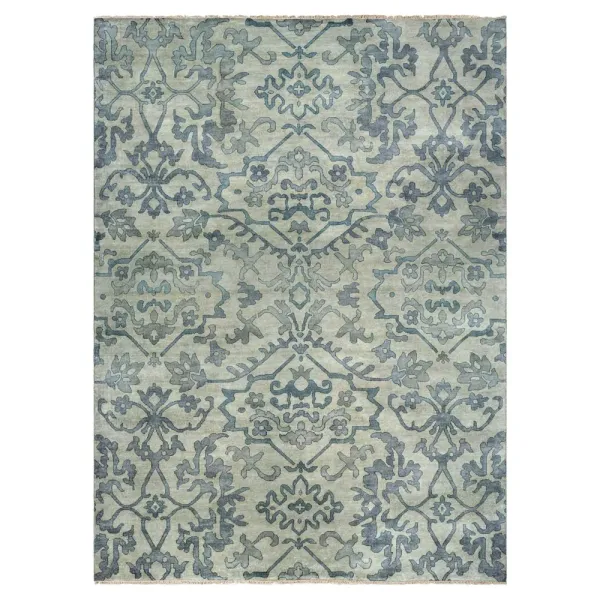 Caerus Light Sage Wool Medallion Patterned Hand Knotted Rug - 3'6" x 5'6"