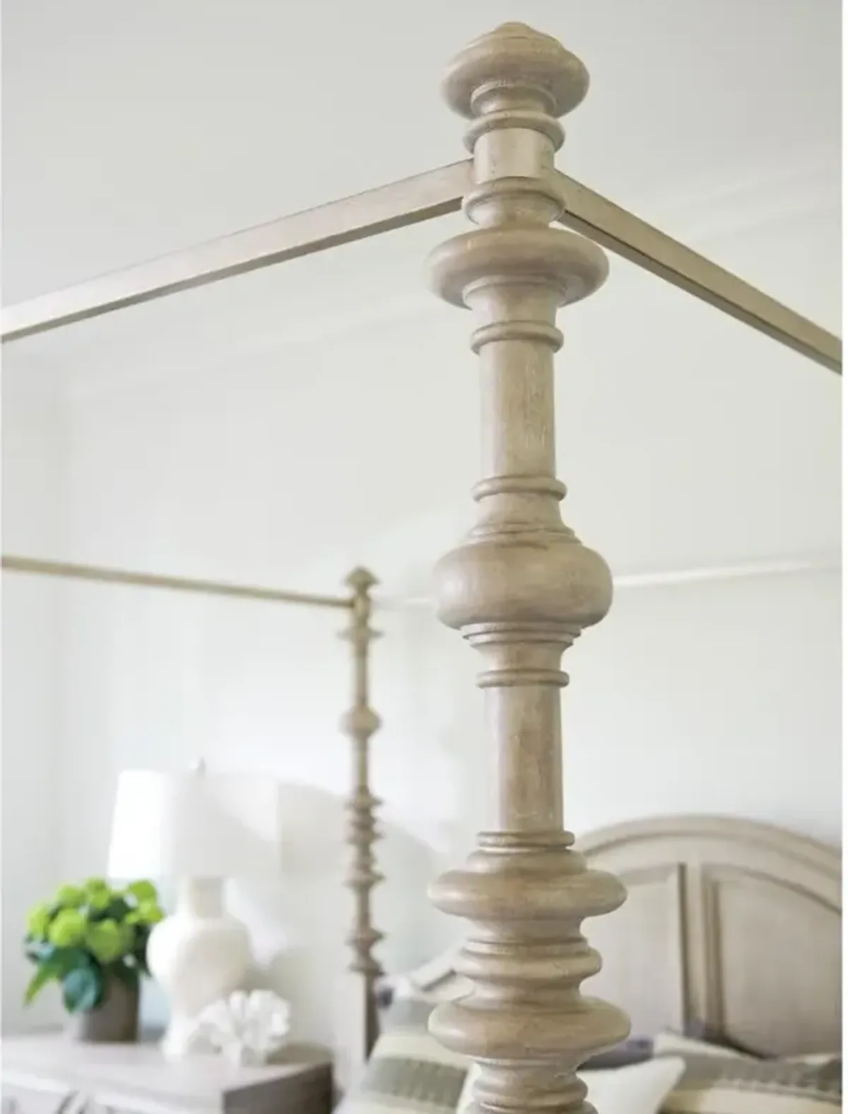 Heathercliff French Country Beige Turned Wood Canopy Bed - King