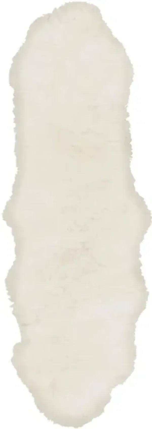 Nylah Modern Classic Ivory Sheepskin Rug - 2'x6'