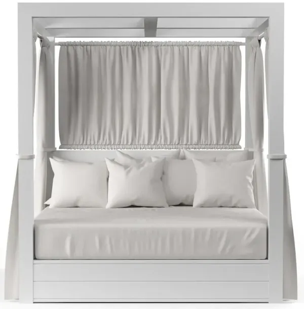 Roman Industrial Loft White Aluminum Resort Outdoor Daybed - King