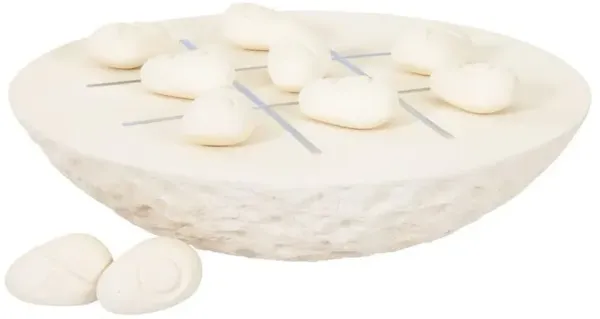 Harlow Coastal Off White Resin Tic-Tac-Toe Game