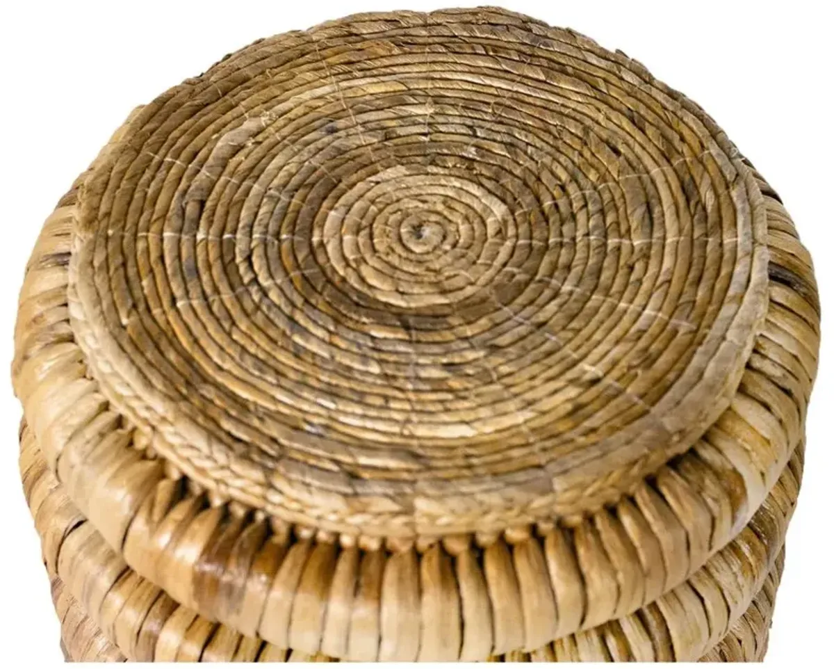 James Coastal Natural Brown Water Hyacinth Round Side Table
