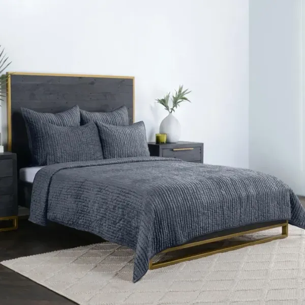Beata Modern Classic Blue Velvet Quilt - Queen