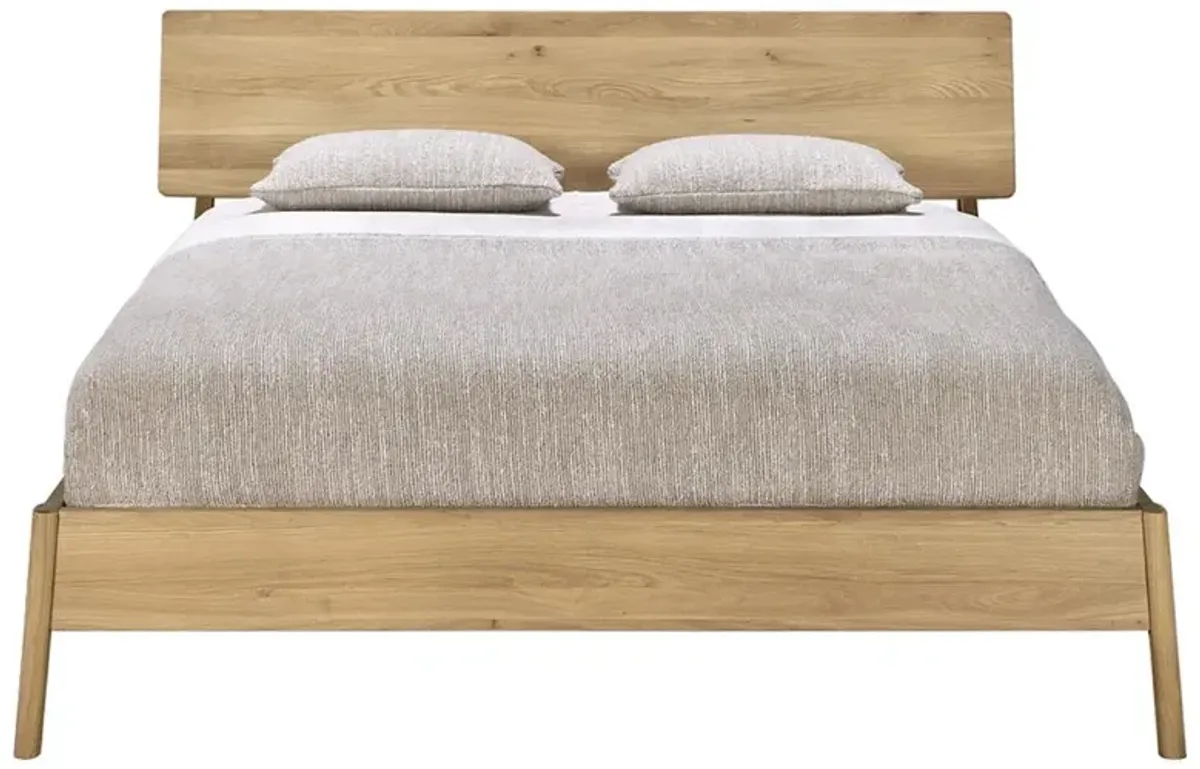 Alastair Modern Classic Oak Bed - King