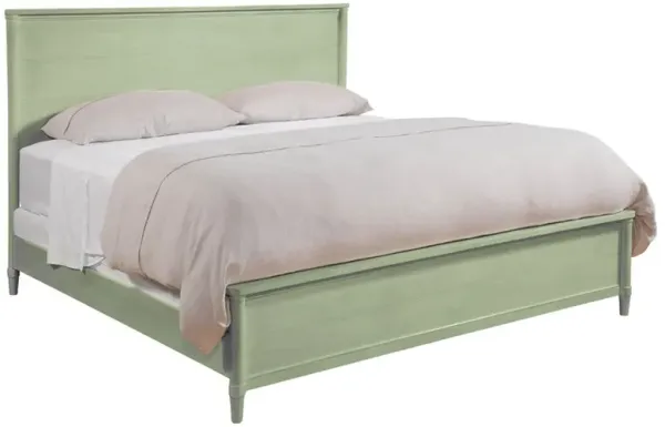 Callum Modern Classic Green Wood Classic Bed - Queen