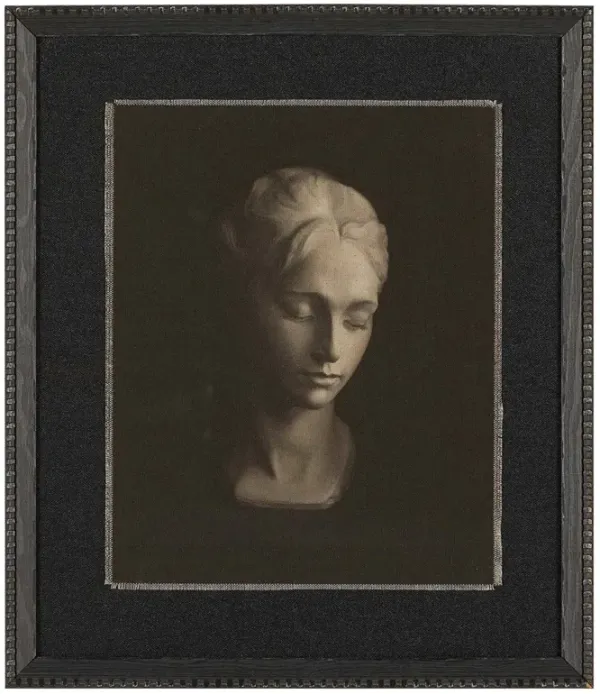 Elowen Traditional Portrait Black Pine Wood Frame Painting - 18x16