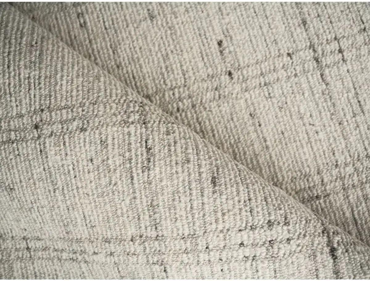 Hazel Coastal Beach Silver Wool Solid Hand Knotted Rug - 6'x9'