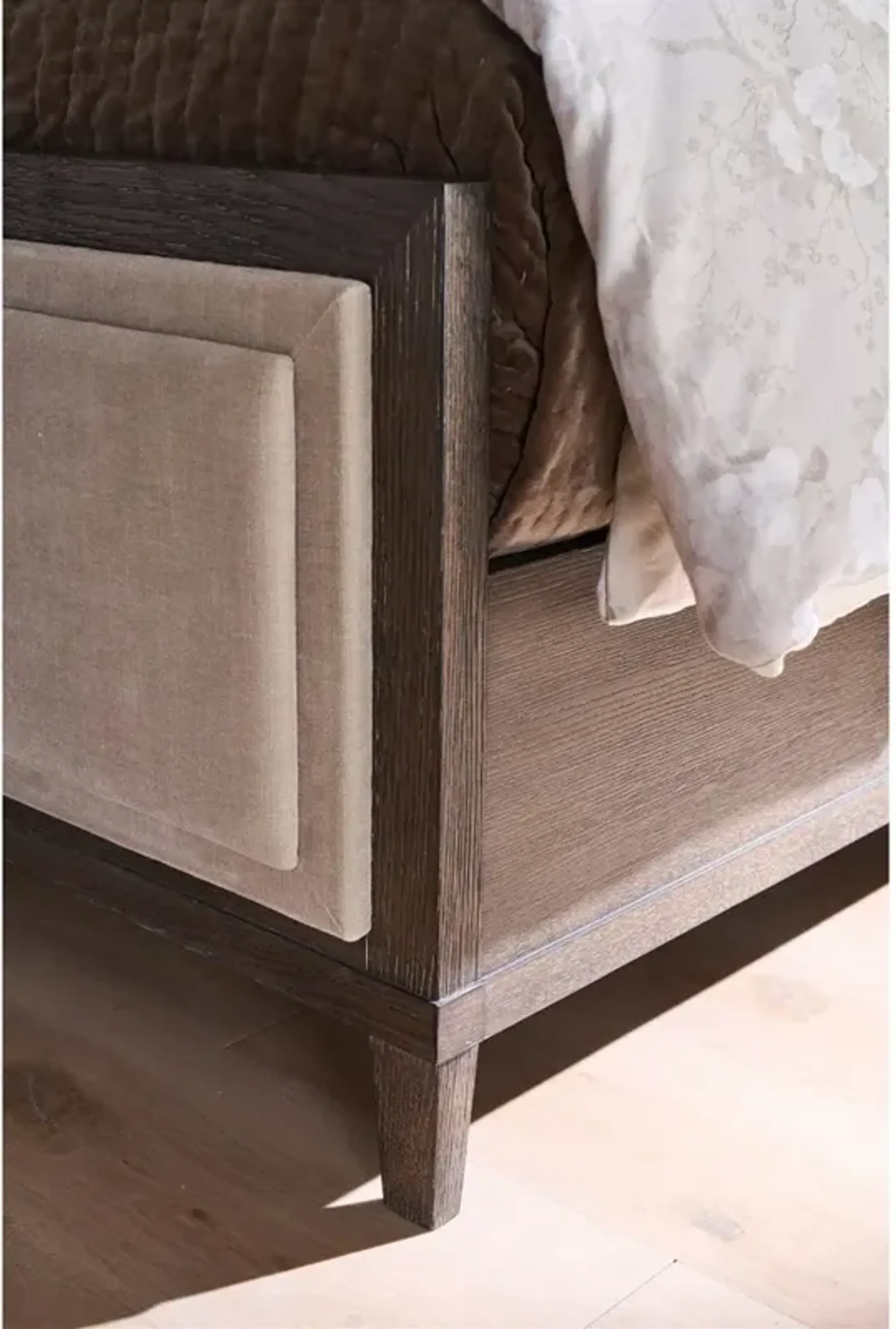 Shara Updated Traditional Brown Oak Bed - Queen | Furniture.com