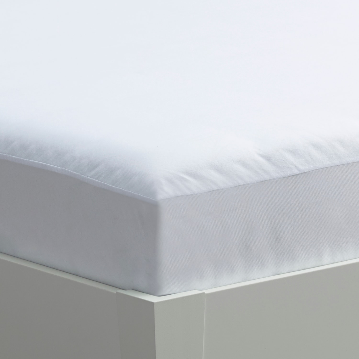 BedGear BG Basic Full Size Mattress Protector