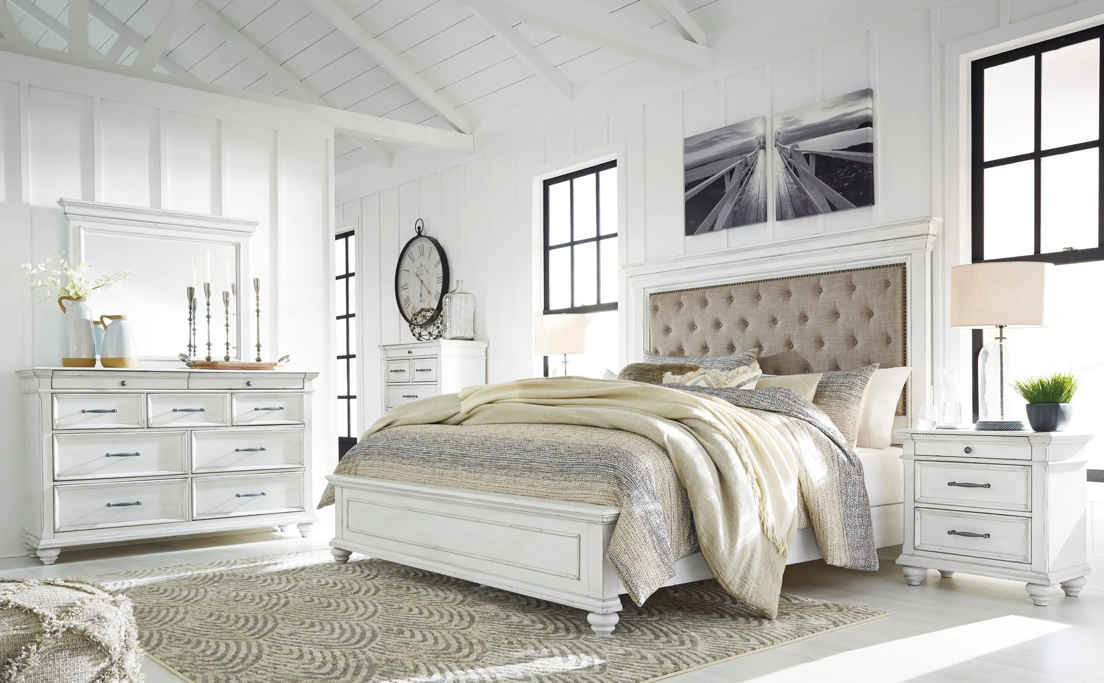 Kanwyn 3-Piece King Panel Bedroom Set