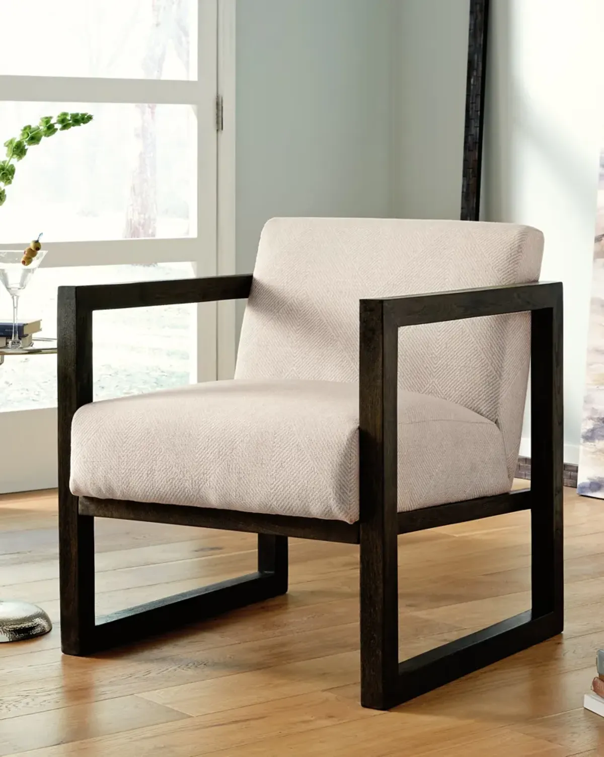 Alarick Accent Chair