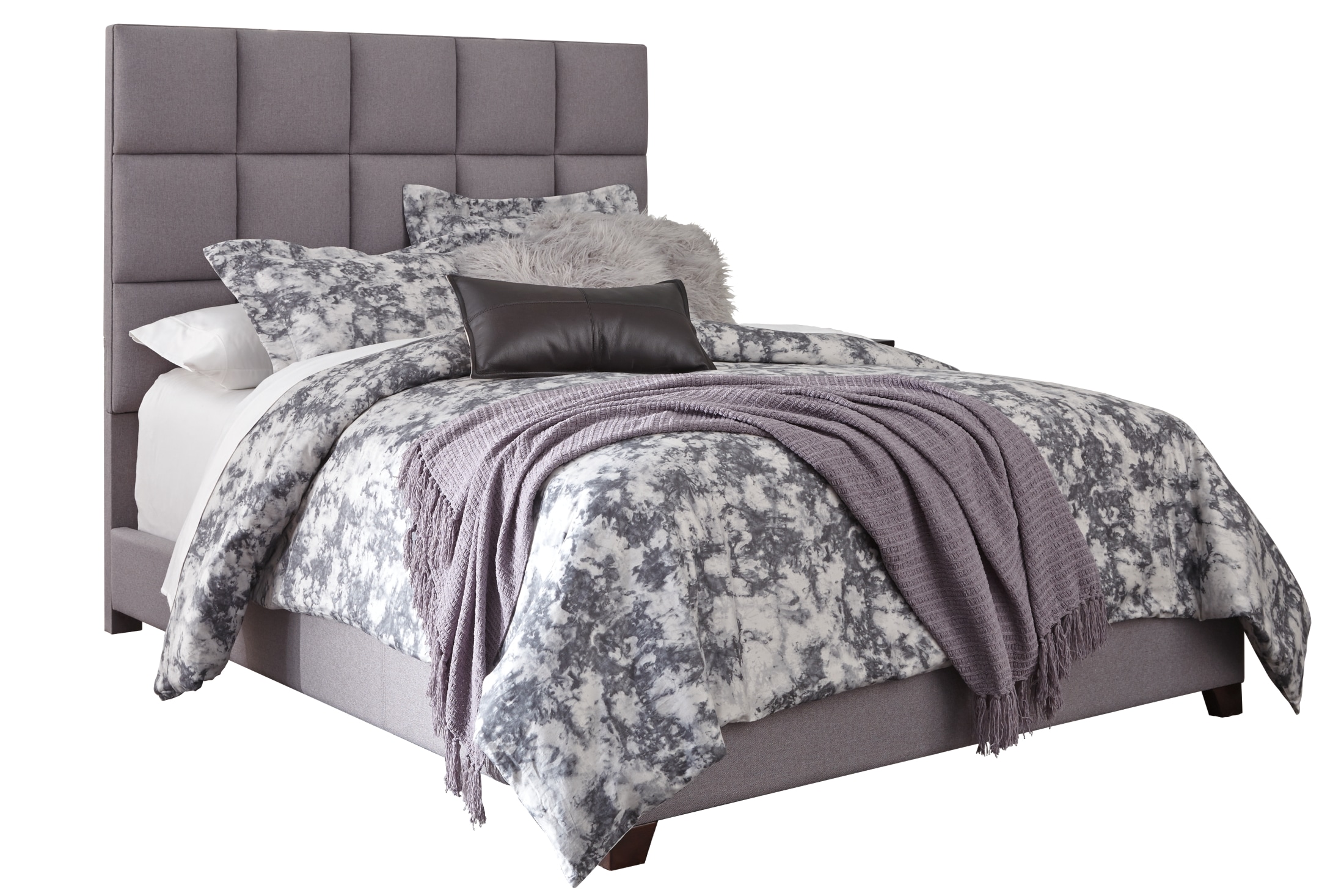 Dolante Queen Upholstered Bed