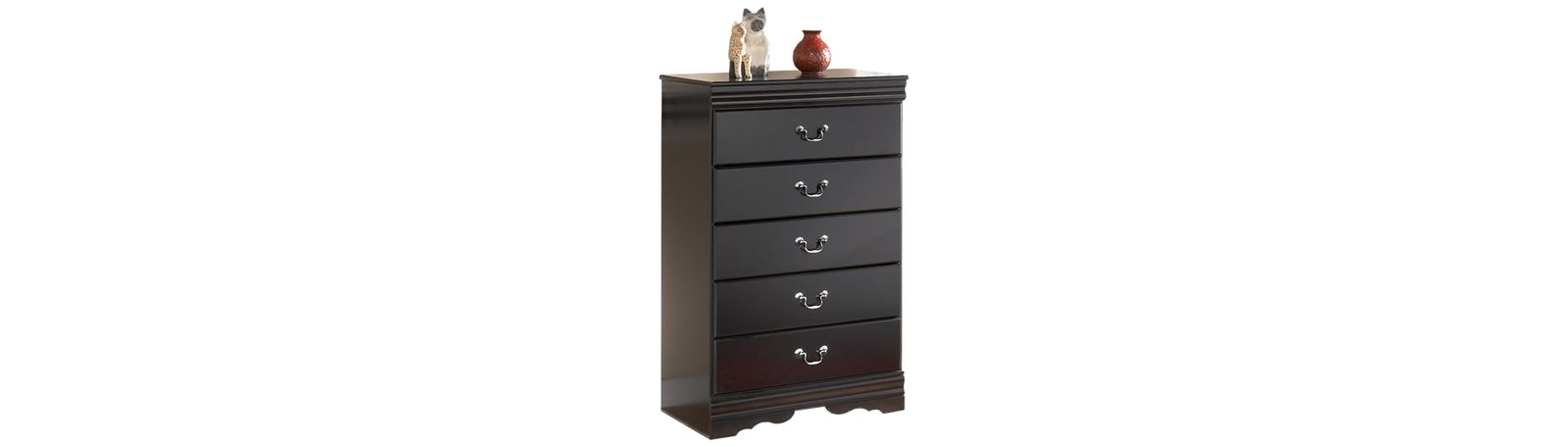 Huey Vineyard Chest of Drawers