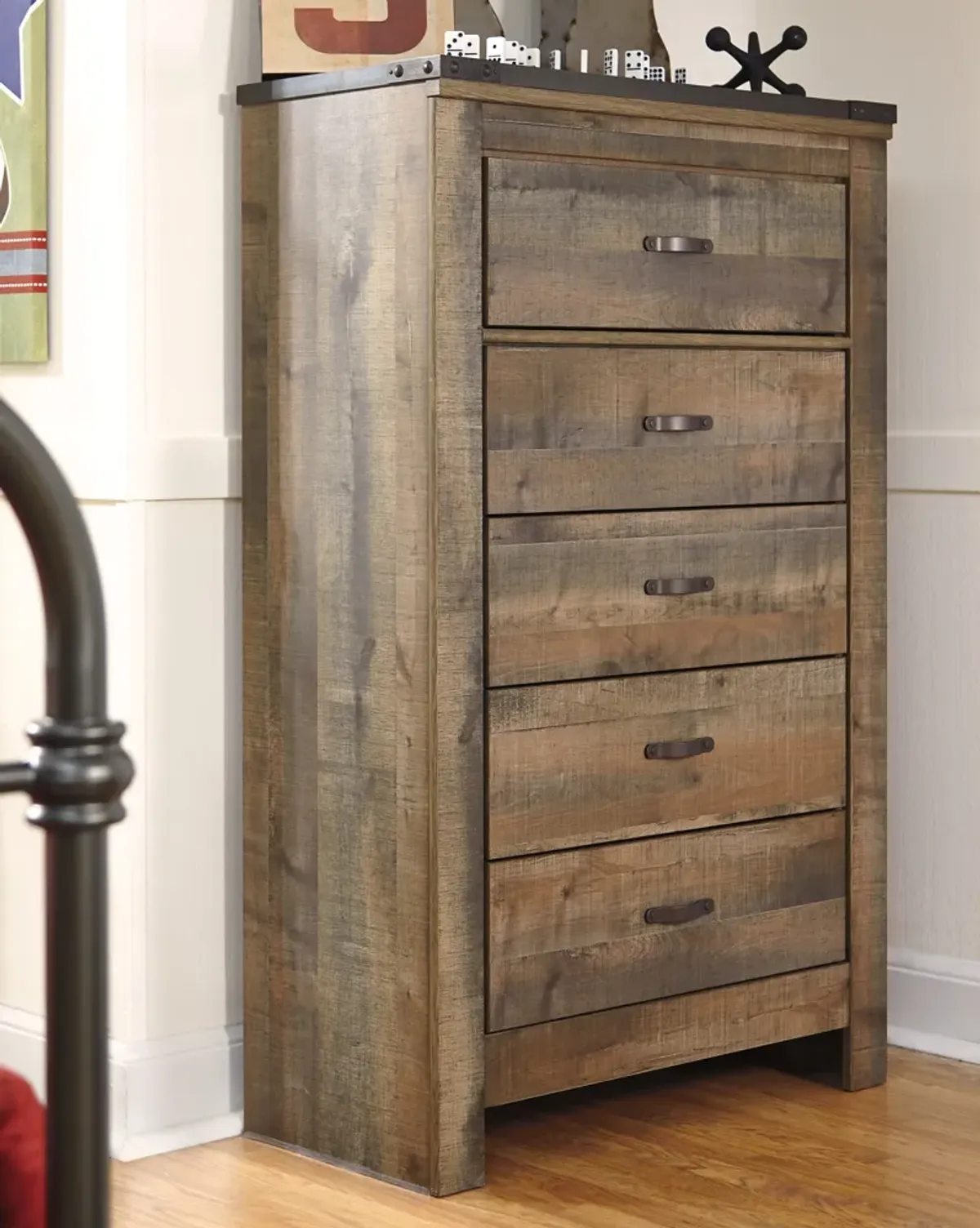 Trinell Chest of Drawers