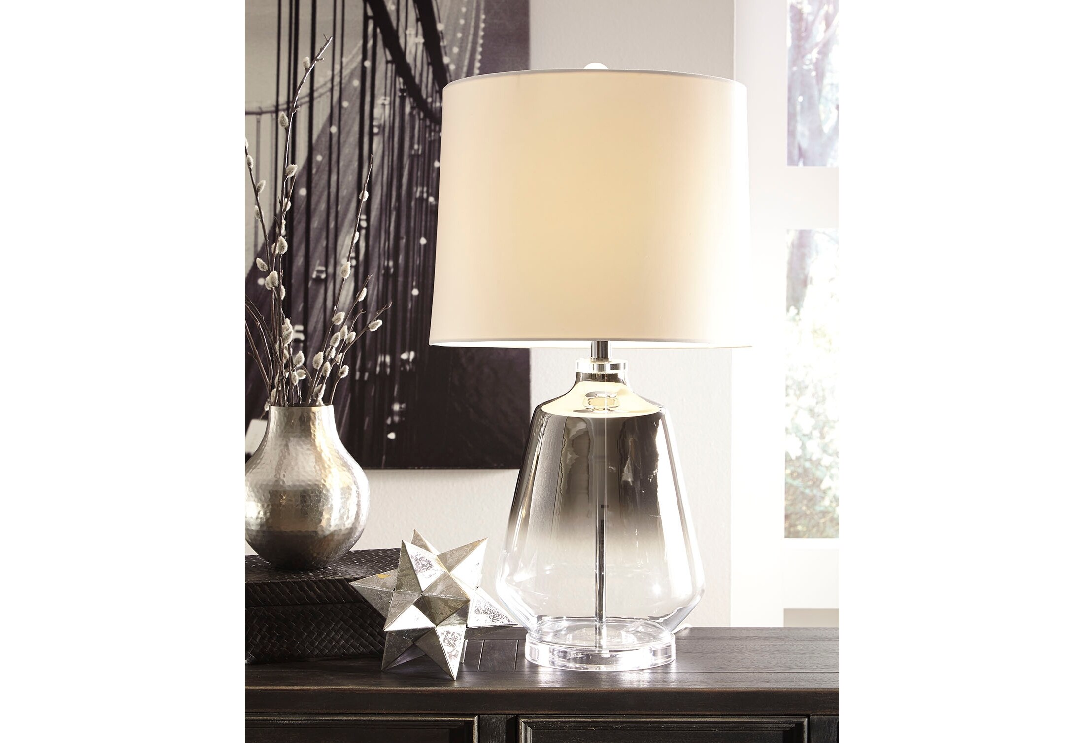 Jaslyn Table Lamp