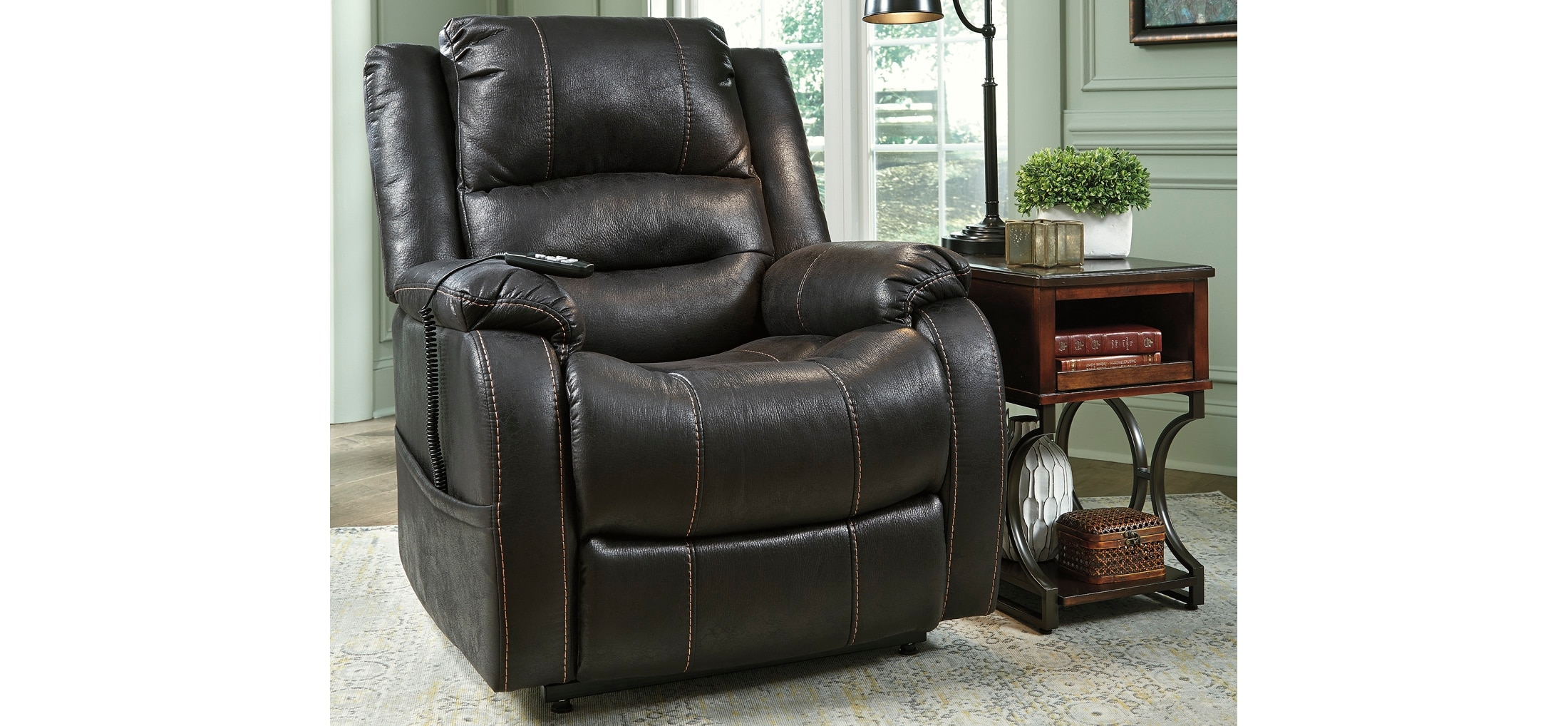 Yandel Power Lift Recliner