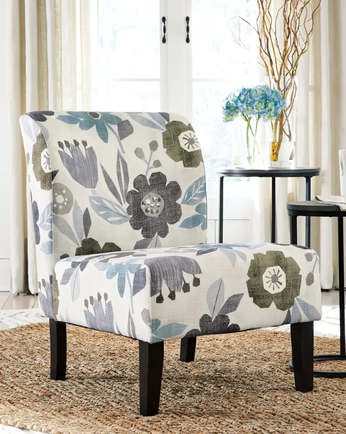 Triptis Accent Chair