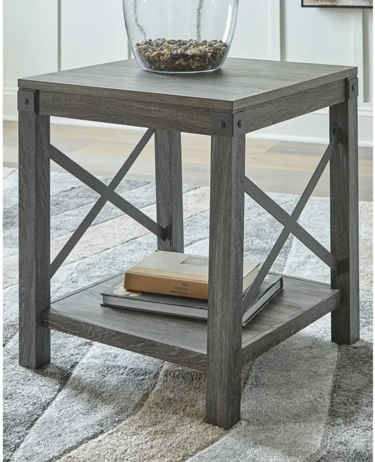 Freedan End Table