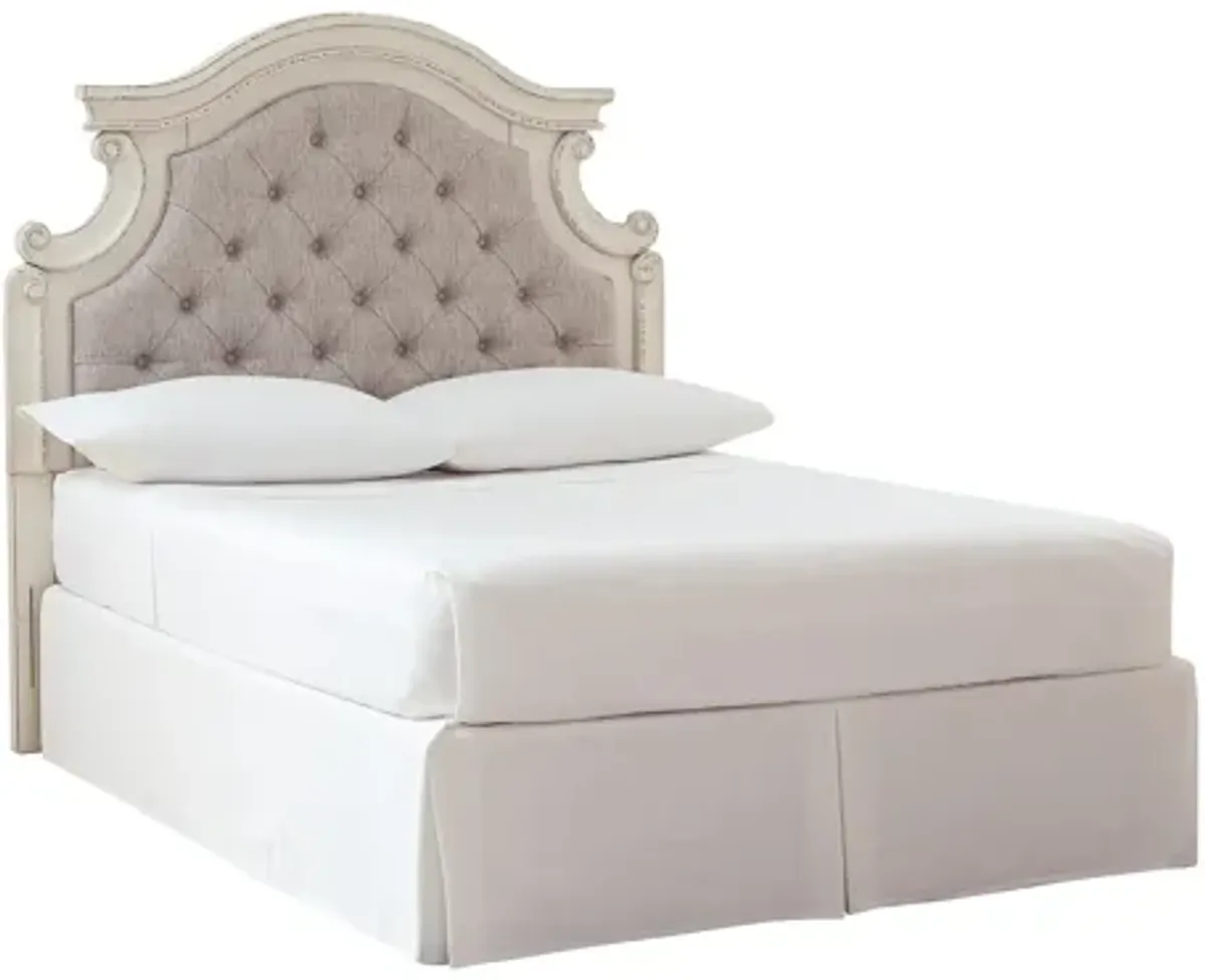 Realyn Full Upholstered Panel Headboard