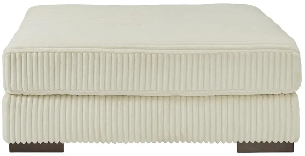 Lindyn Oversized Accent Ottoman