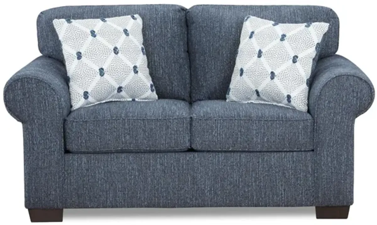 Delphi Loveseat