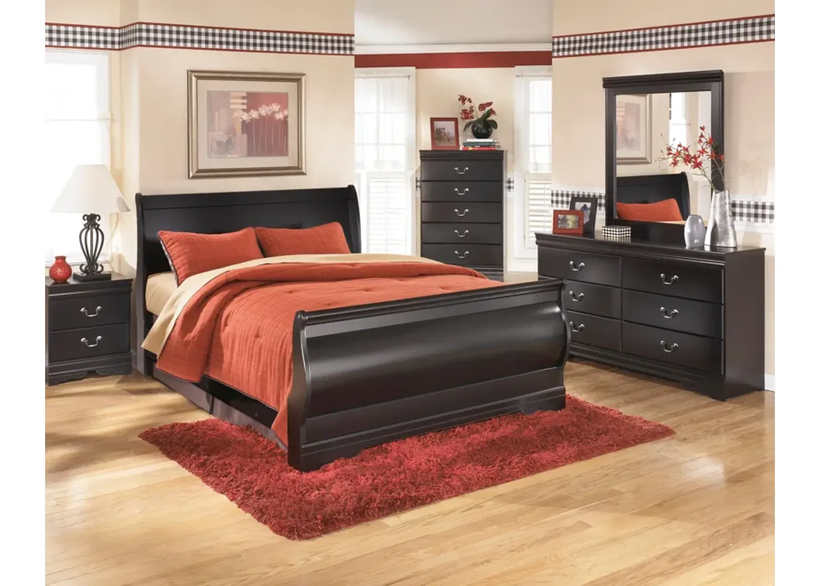 Huey Vineyard 4-Piece Queen Sleigh Bedroom Set