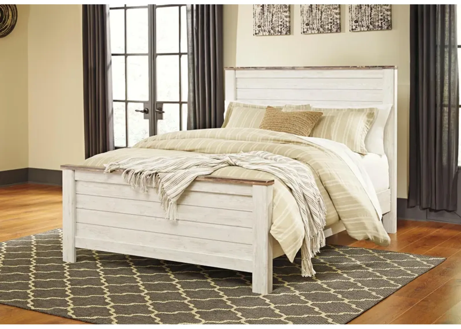 Willowton Queen Panel Bed