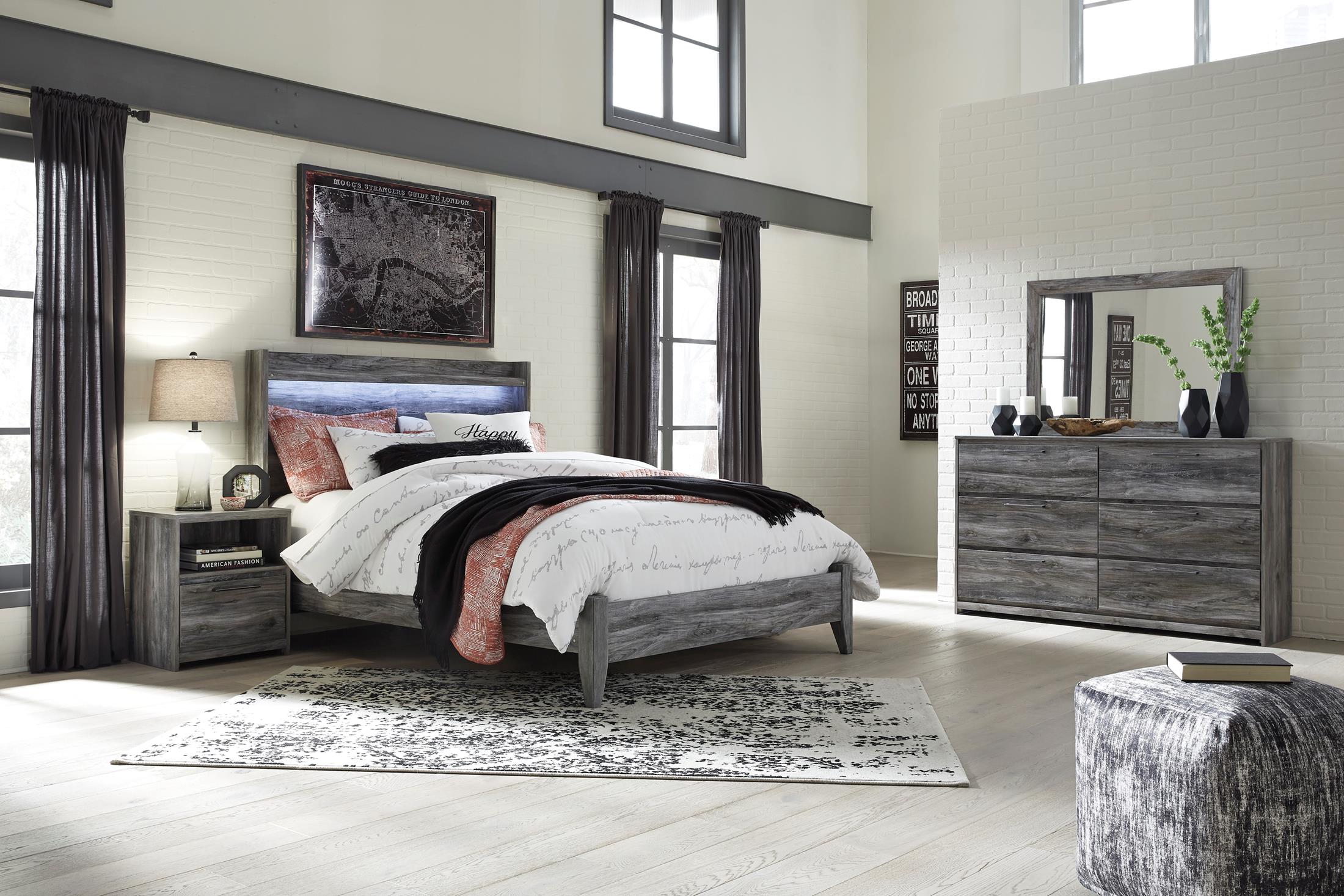 Baystorm 5-Piece Queen Panel Bedroom Set