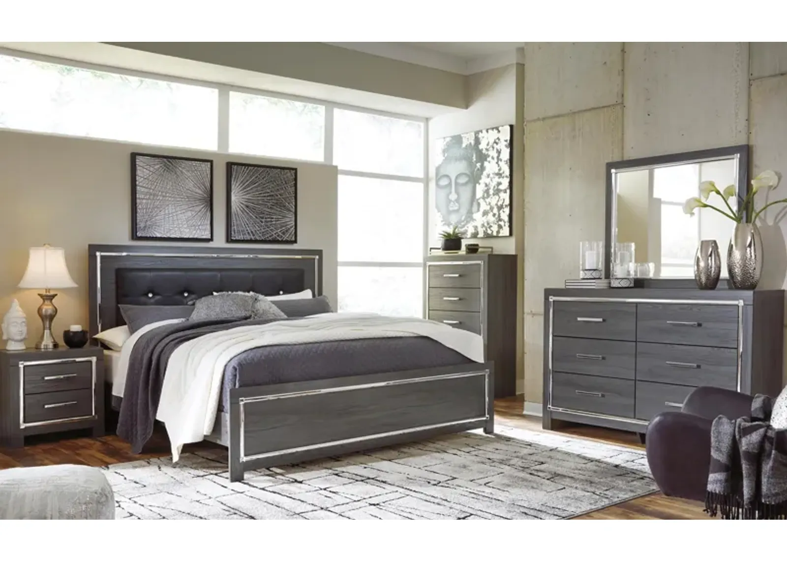 Lodanna King Upholstered Panel Bed