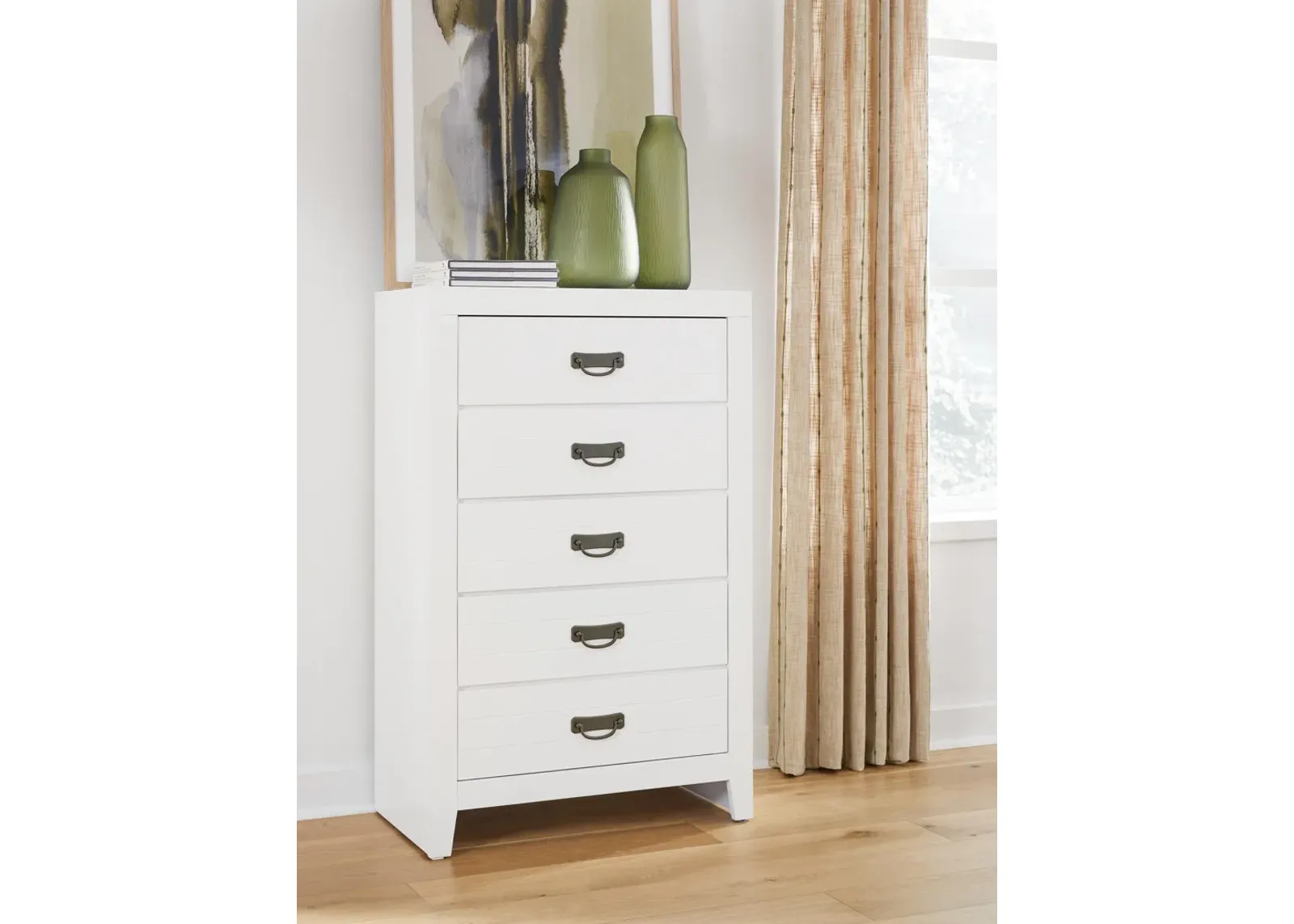 Binterglen Chest of Drawers