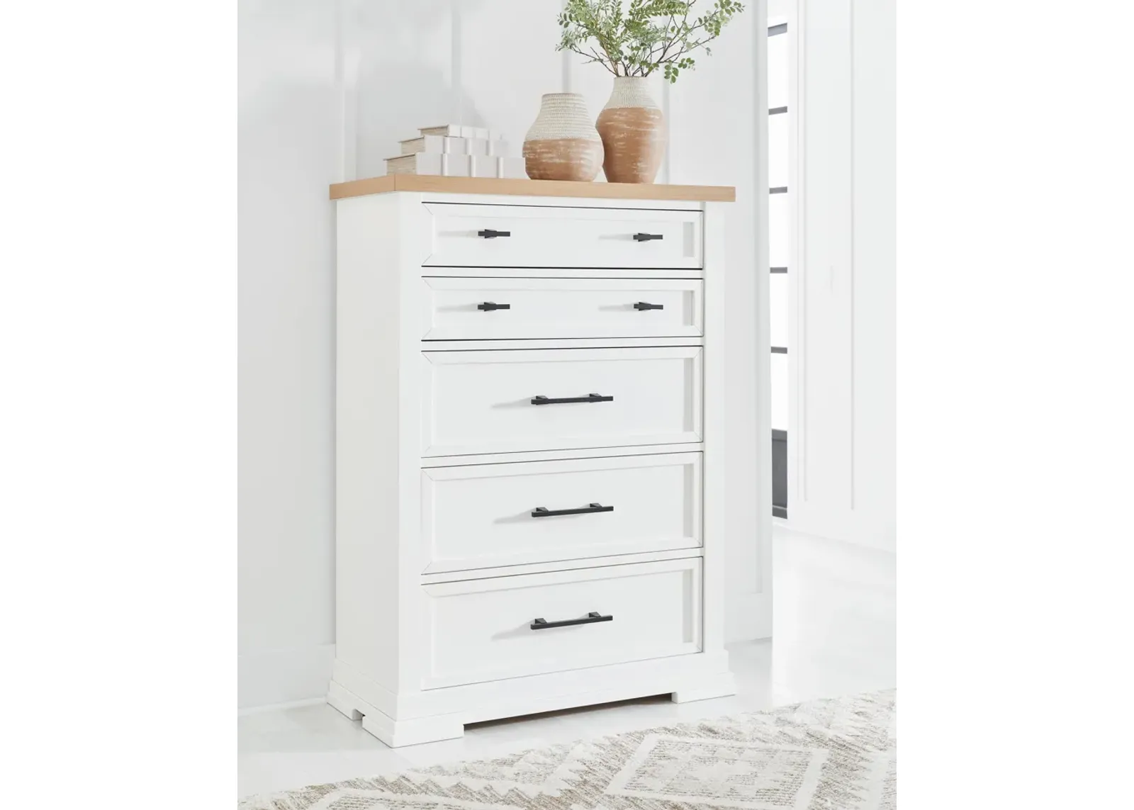 Ashbryn Chest of Drawers