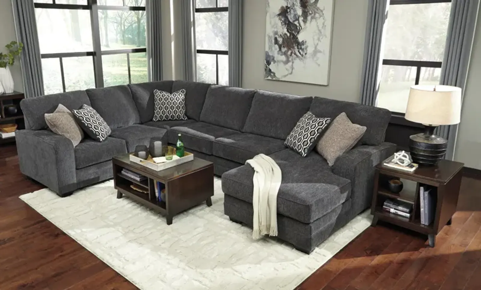 Tracling 3-Piece Sectional with Chaise