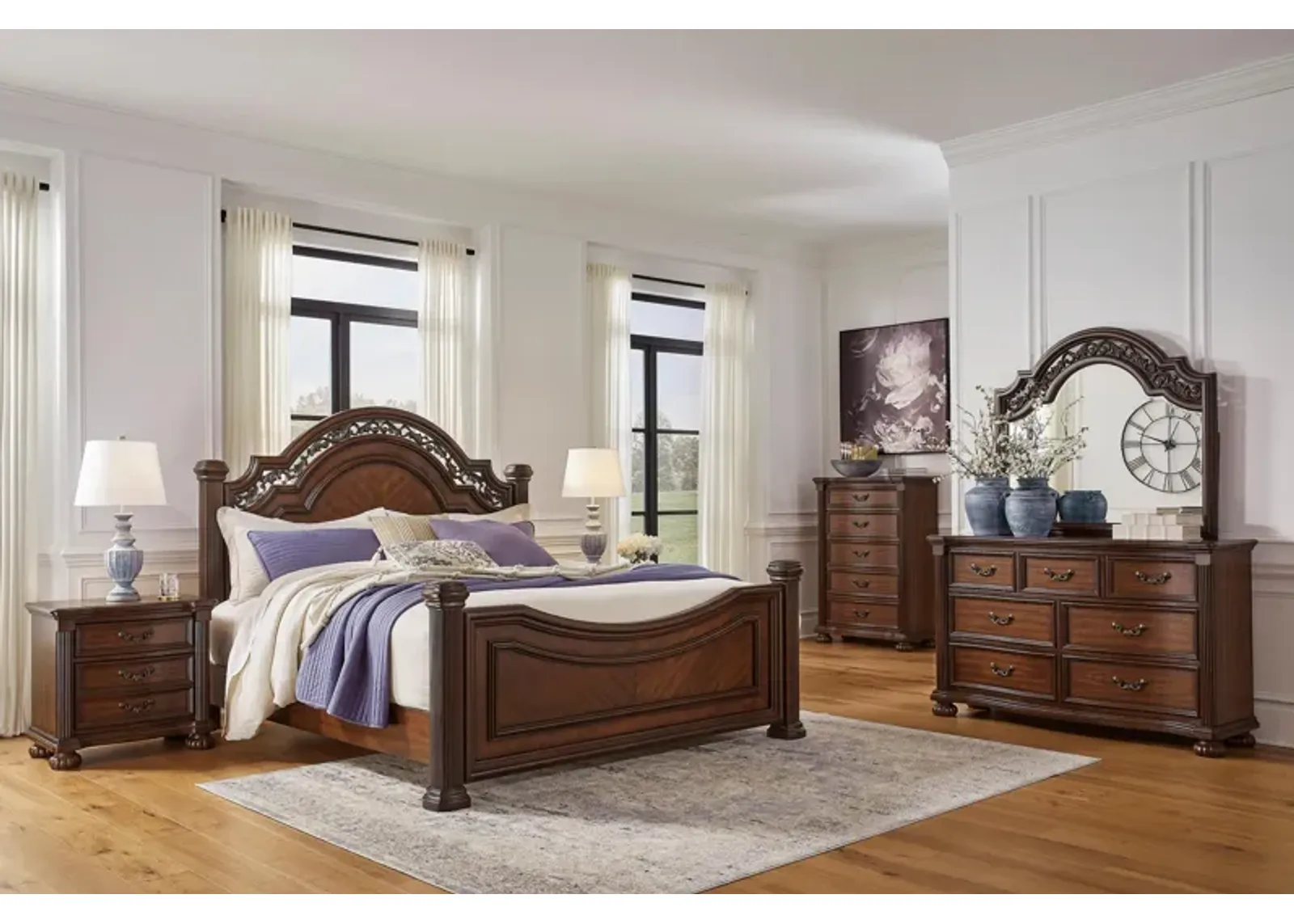 Lavinton 3-Piece Queen Poster Bedroom Set